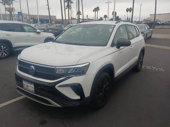 VOLKSWAGEN TAOS 4MOTION 2022 3VVAX7B29NM094523 image VOLKSWAGEN TAOS 4MOTION 2022 3VVAX7B29NM094523 image